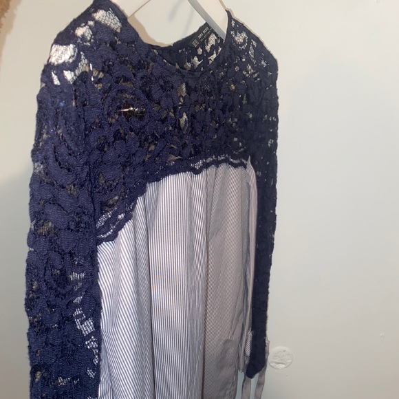 Lace Blouse - Picture 4 of 4
